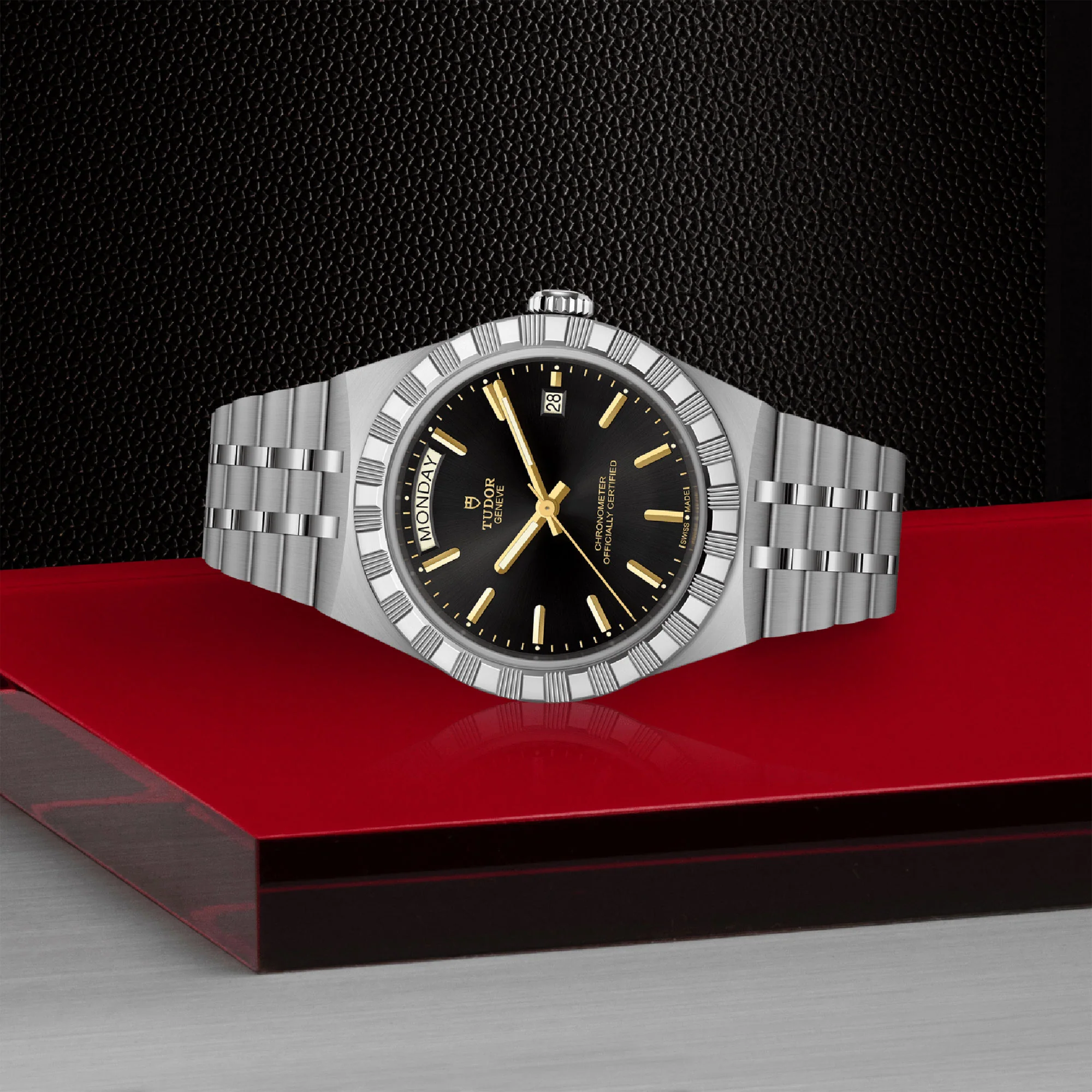 TUDOR Royal 40mm Stainless Steel Master Chronometer Automatic Watch M2840D1A0-0001 - Image 4