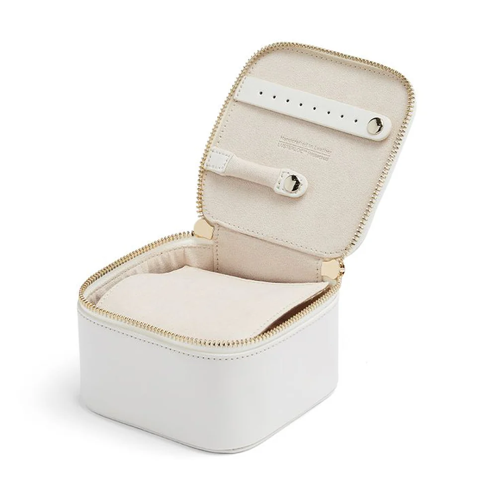 Wolf Maria White Zip Jewellery Cube - Image 5