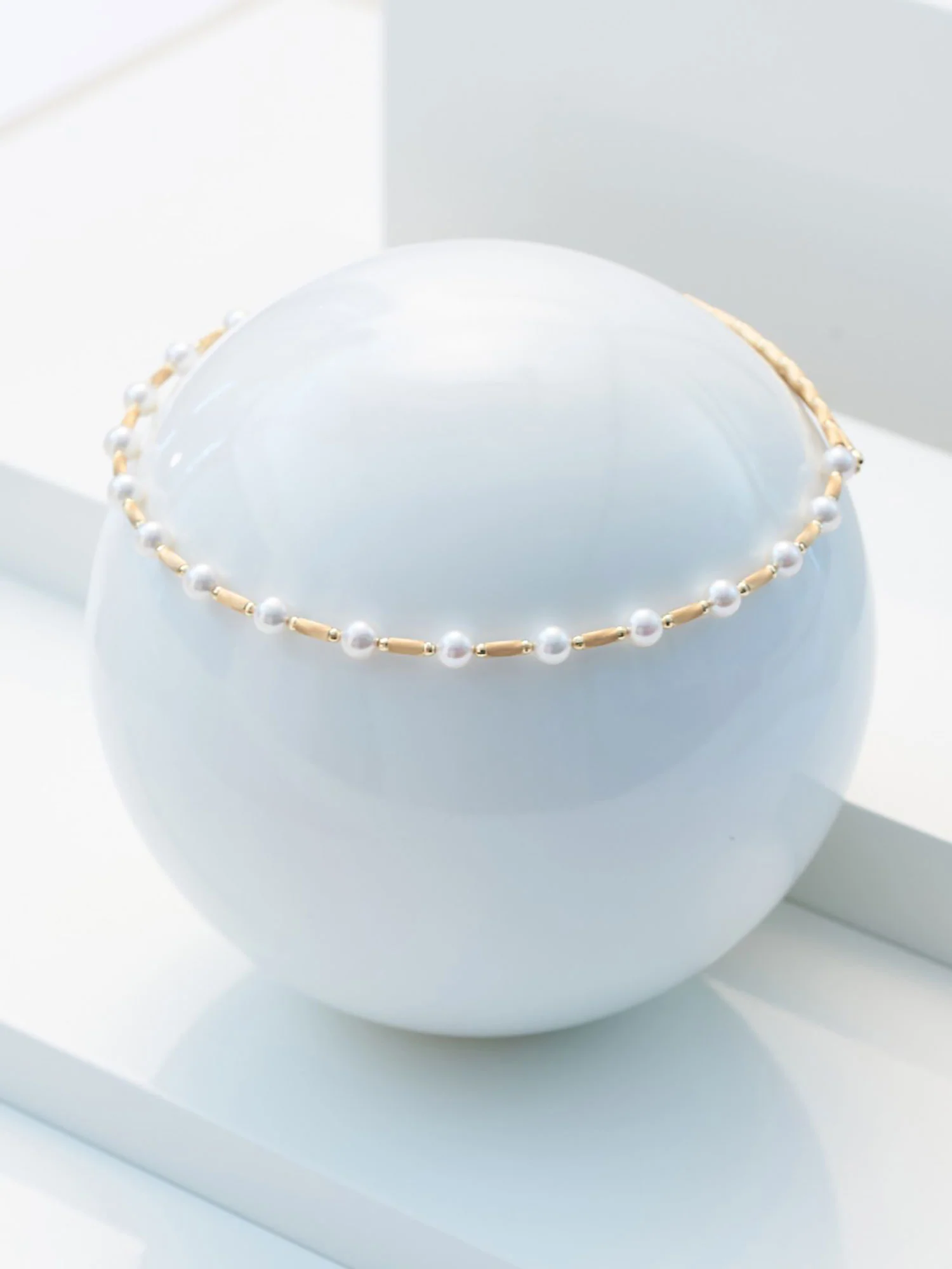 Yana Nesper Akoya Pearl 18ct Yellow Gold Magnetic Necklace - Image 3